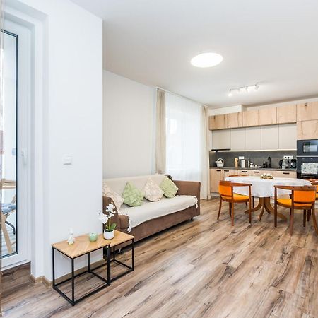 Perla Hradce 103 Appartement Hradec Králové Buitenkant foto