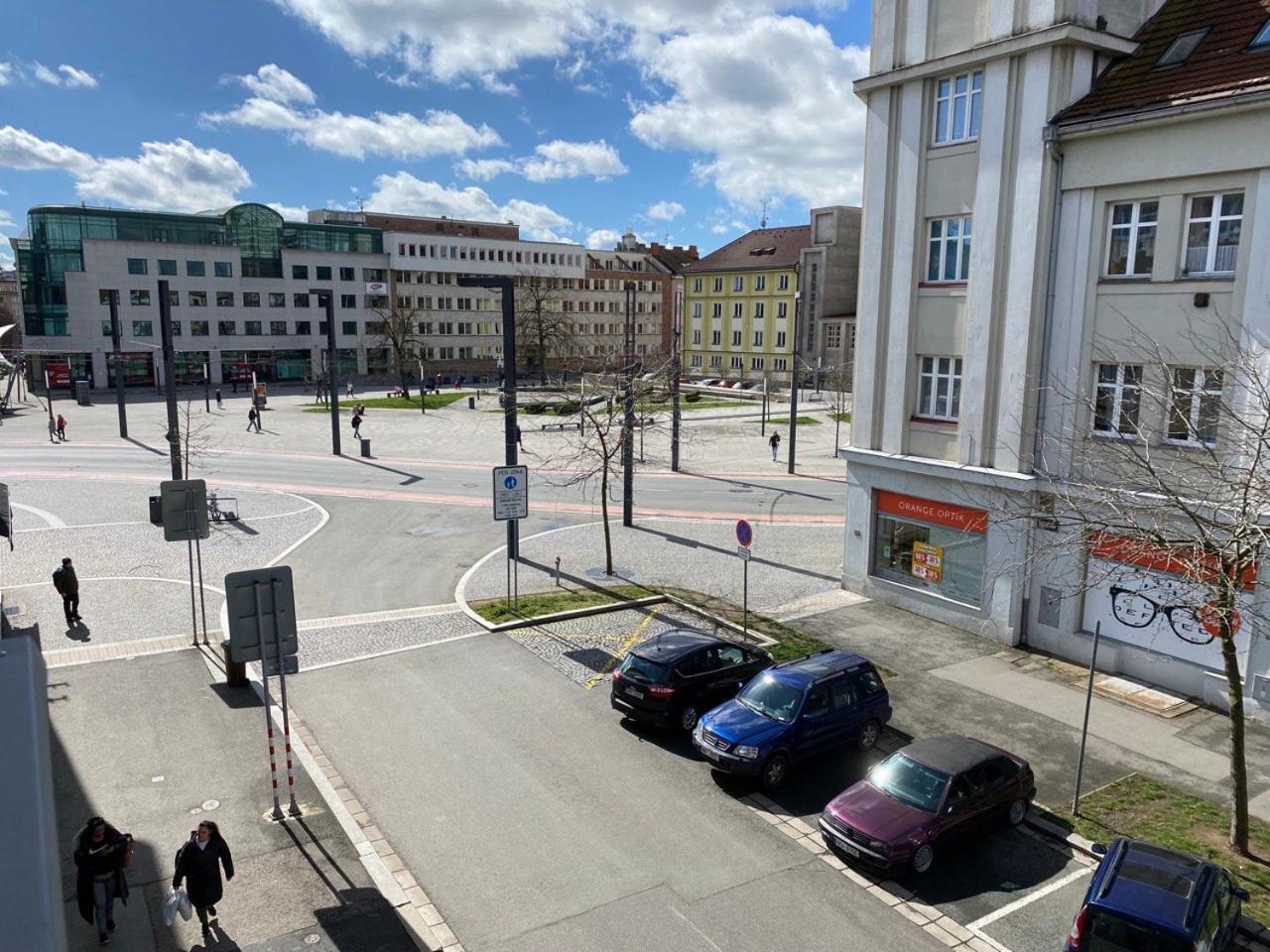 Perla Hradce 103 Appartement Hradec Králové Buitenkant foto