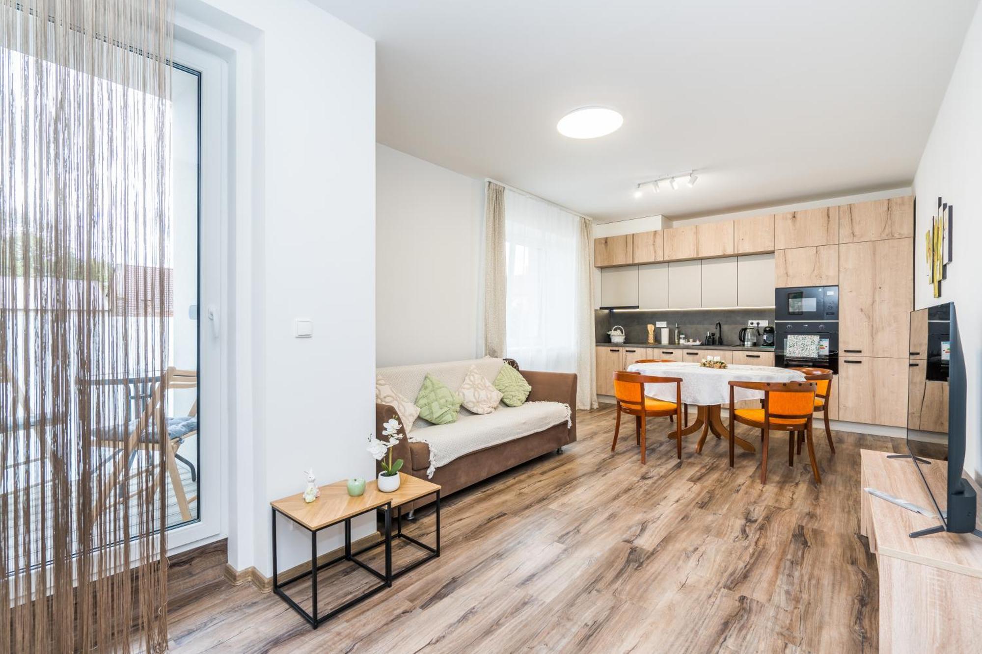 Perla Hradce 103 Appartement Hradec Králové Buitenkant foto