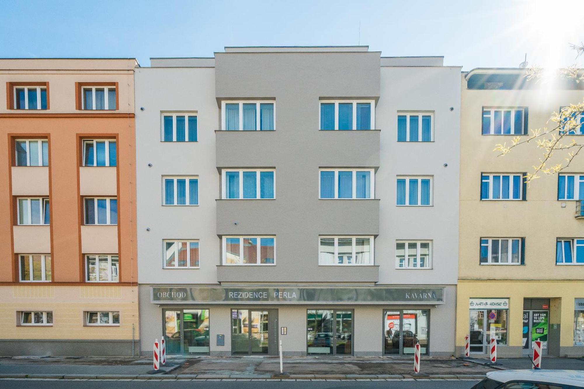 Perla Hradce 103 Appartement Hradec Králové Buitenkant foto